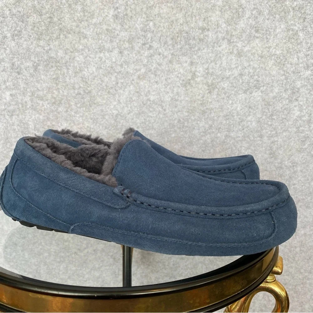 U79 UGG Men's Ascot Suede Slippers